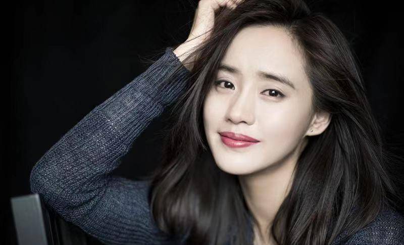 王智:美少女会武术谁也拦不住_旅行_舞蹈_工作