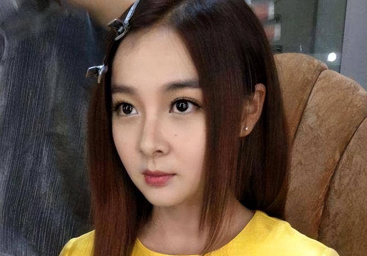 14岁把"初恋"给了释小龙,全网不许她整容,如今28岁变女神_杨丽晓_观众