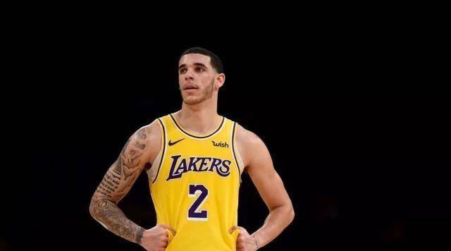 科比之后湖人第一人!库兹马才是詹姆斯最强帮手_交易_西蒙斯_本赛季