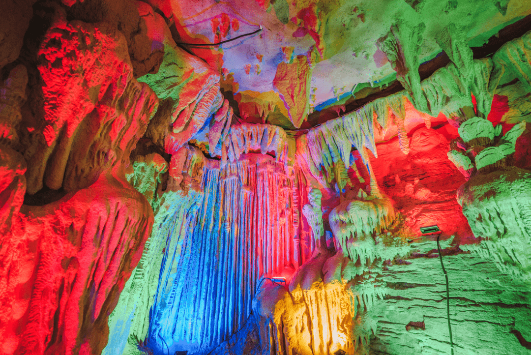 济南18°c的秘境,青铜山大峡谷,距离市区只需30分钟!_龙宫_溶洞_自然