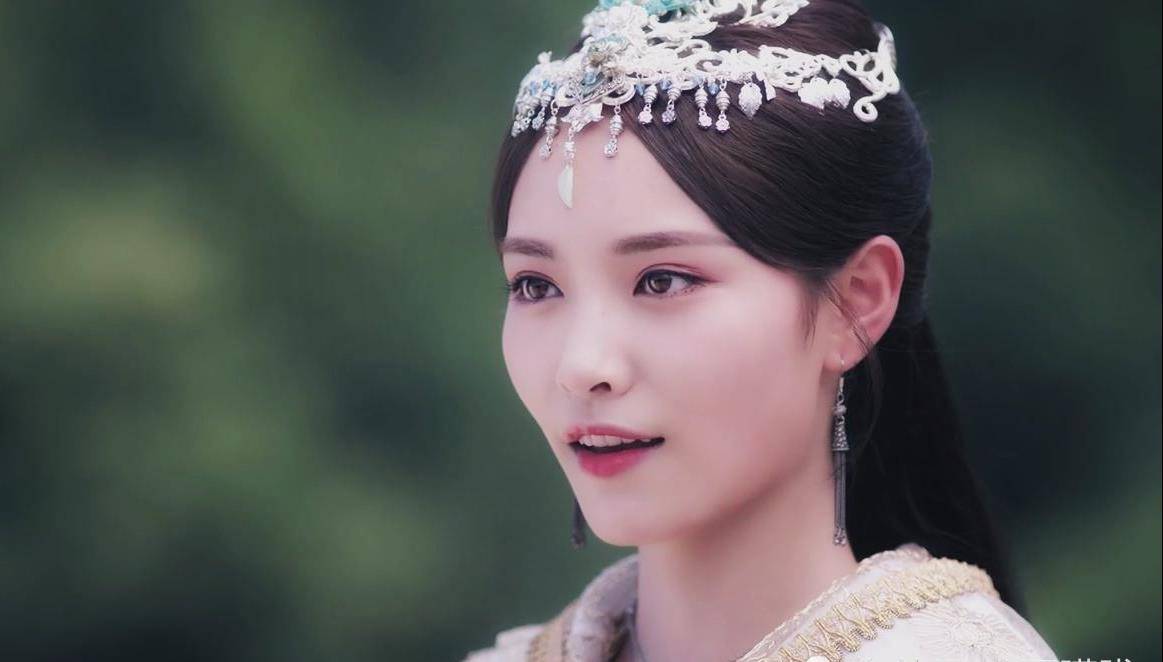 许佳琪背着我们演了多少戏?