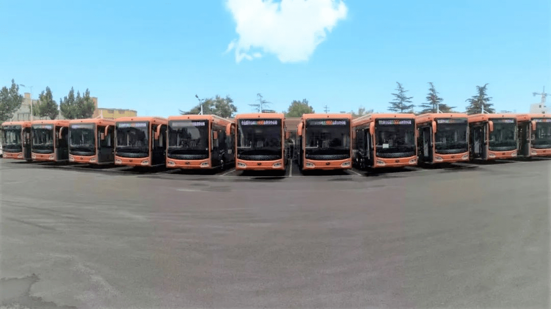 2022年11月,50辆金龙客车智慧城市之光xmq6850g新能源纯电公交车批量