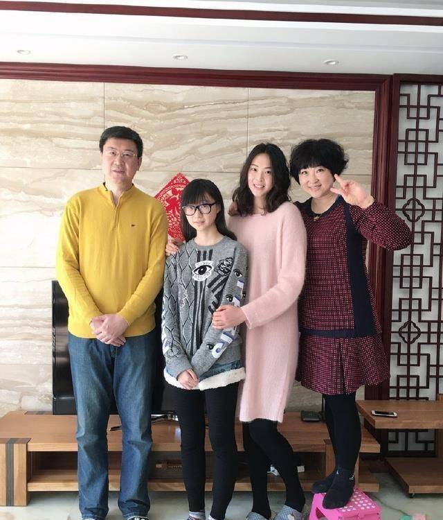 惠若琪狂买两豪车难找男友原因曝光_张常宁_年薪_恒大