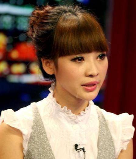 柳岩只有性感?其实,你们都被她给骗了_电影_贴近生活_辣椒