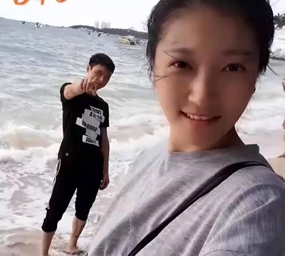 剑指33亿,《消失的她》成暑期第一爆款,朱一龙陈思诚名利双收_票房_俞