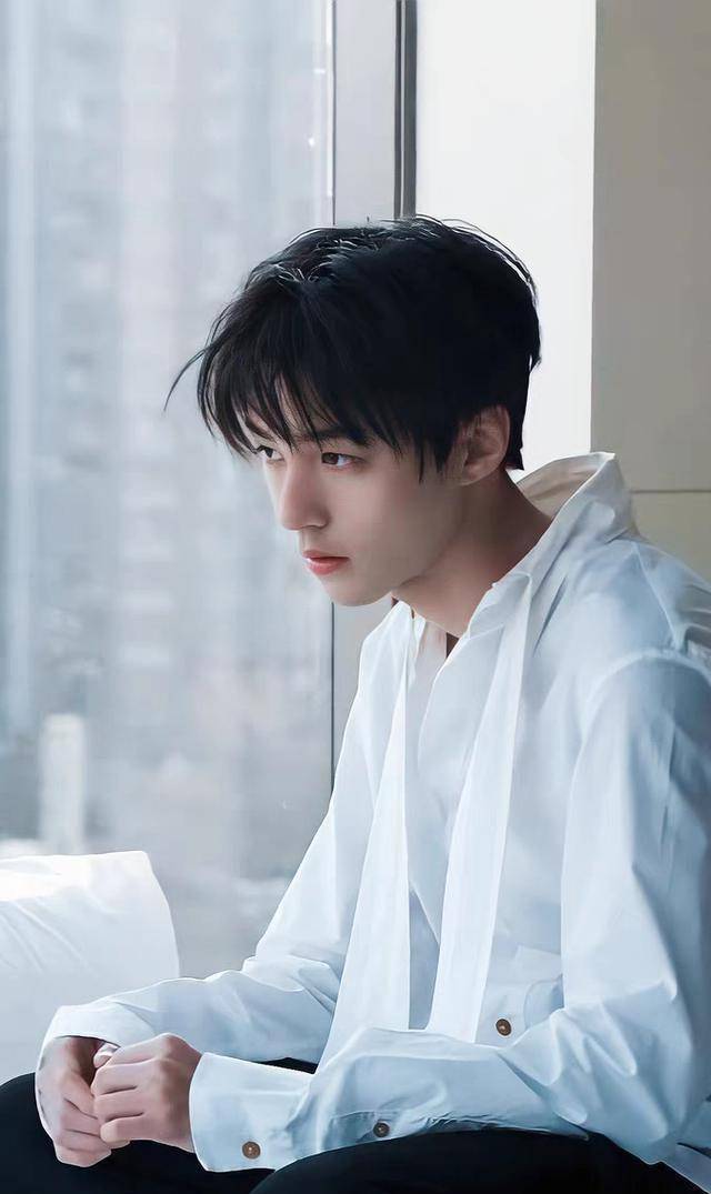你为什么喜欢王俊凯?_因为_魔法_城堡