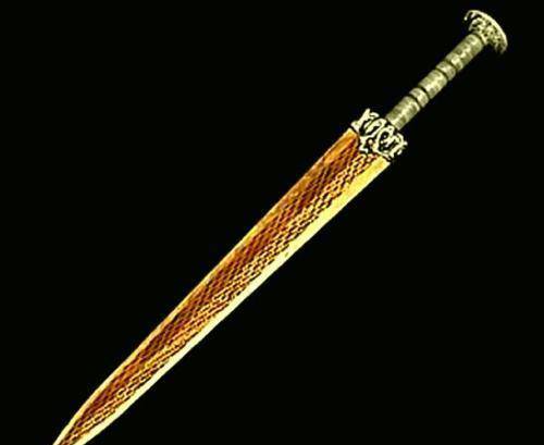 承影剑:景致优雅之剑承影剑铸造于周朝,与含光剑,宵练剑并成为殷天子