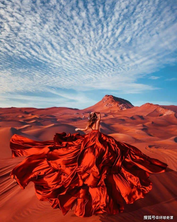 来自世界各地最浪漫的照片,华丽的服饰融入完美的风景_卡帕多_西亚