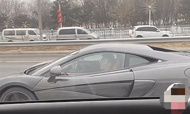 德云社火了之后,有网友扒出他们的豪车座驾,凭本事赚的钱_相声_徒弟