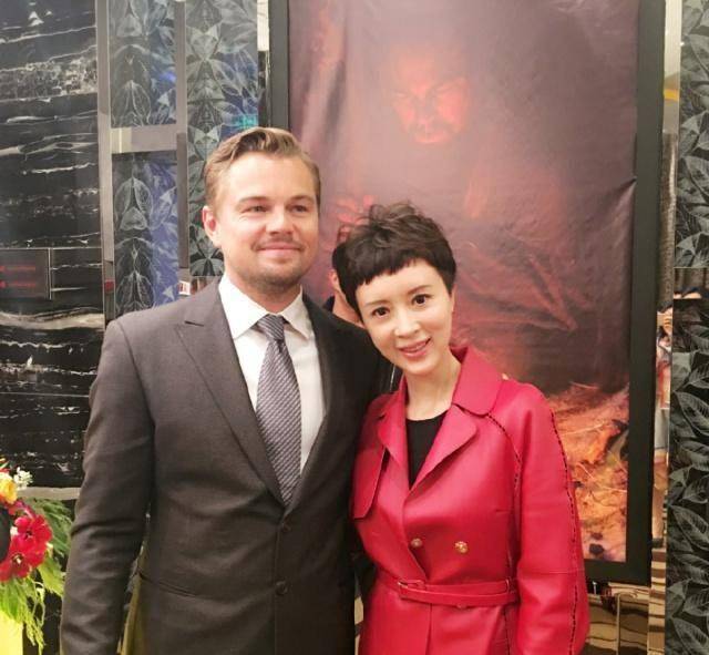 她是现任博纳老板娘,所到之处非议颇多,但有一点无人能及!