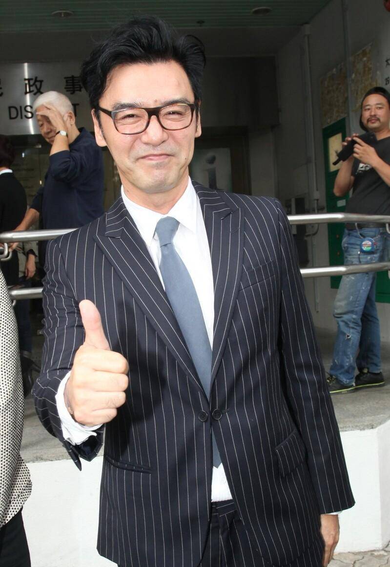 阿b钟镇涛:人生大起大落,翻转比过山车还猛_章小蕙_破产_电影