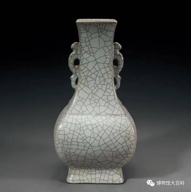 『送料無料』宋時代　哥窯　金糸鉄線冰裂釉开片荷叶拱盘　骨董品　陶芸 送料無料』宋時代 哥窯 金糸鉄線冰裂釉开片荷叶拱盘 骨董品 陶芸