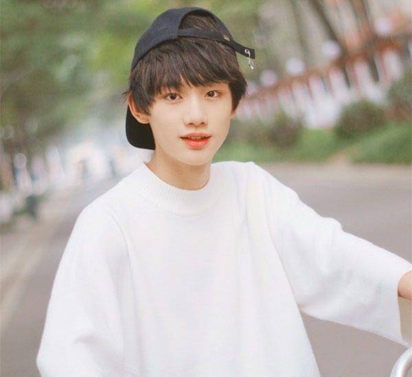 猛增的tfboys师弟,不仅多才多艺还有责任心的就是他_丁程鑫_训练_考核