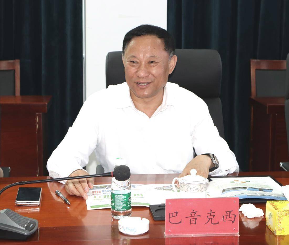 产业模式等方面取得的成绩予以了高度评价,并介绍了博州在环境气候