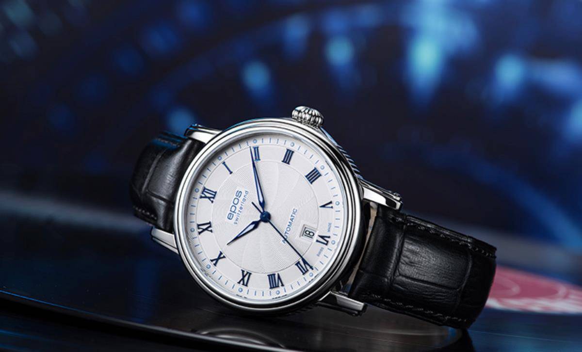 30岁男人应该戴什么手表才显得精致又时尚?_工艺_的设计_制表