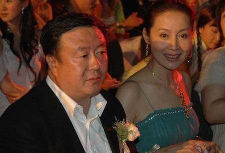 尤小刚:命运坎坷,成名后3任妻子无缝衔接,70岁开始有了烦心事_生活