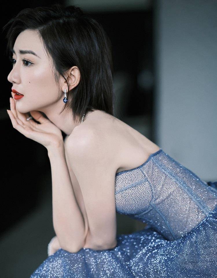 毛晓彤的人生就像是在拍戏,遇人不淑还不算,还遭拖欠千万片酬_事情