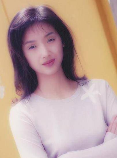 "最丑小龙女"吴倩莲,90年代的清冷女神,如今的"隐士"_电影_阮玲玉