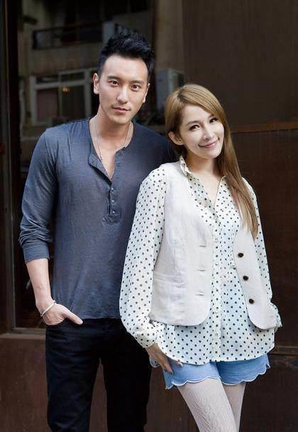 萧亚轩新欢神似林更新,历任男友都是小鲜肉_感情_朋友_柯震东