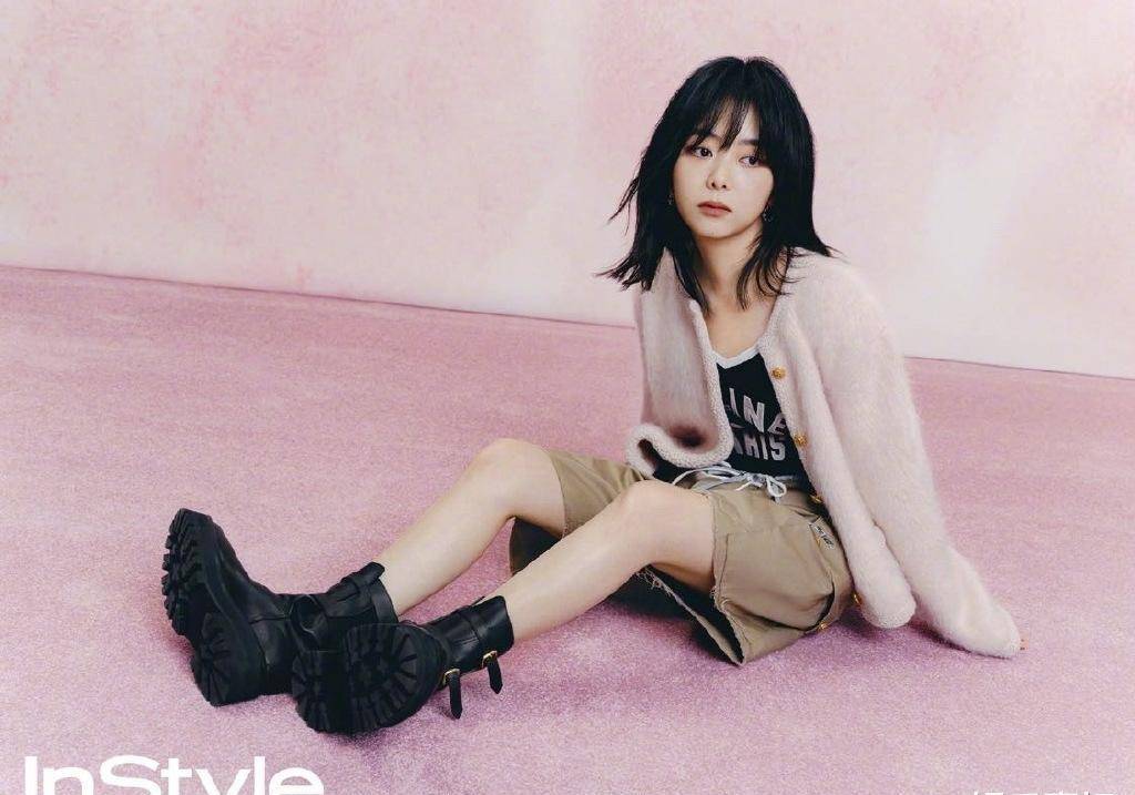 谭松韵春日甜酷运动感大片,清爽利落的短发,温暖舒适的造型_女孩_色彩