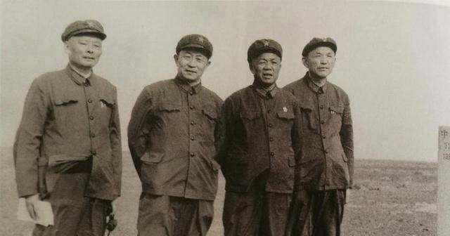 他当上纵队司令员，否定政委作战方案，打大胜仗，纵队上下佩服