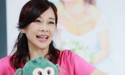 陈松伶上海豪宅走一圈都累.对此你怎么看?_张铎_陈松玲_爱情