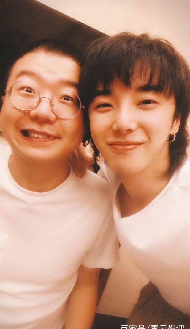 林志玲,谭维维,张歆艺素颜合照,华晨宇,李诞吃火锅误会解除_节目_何炅