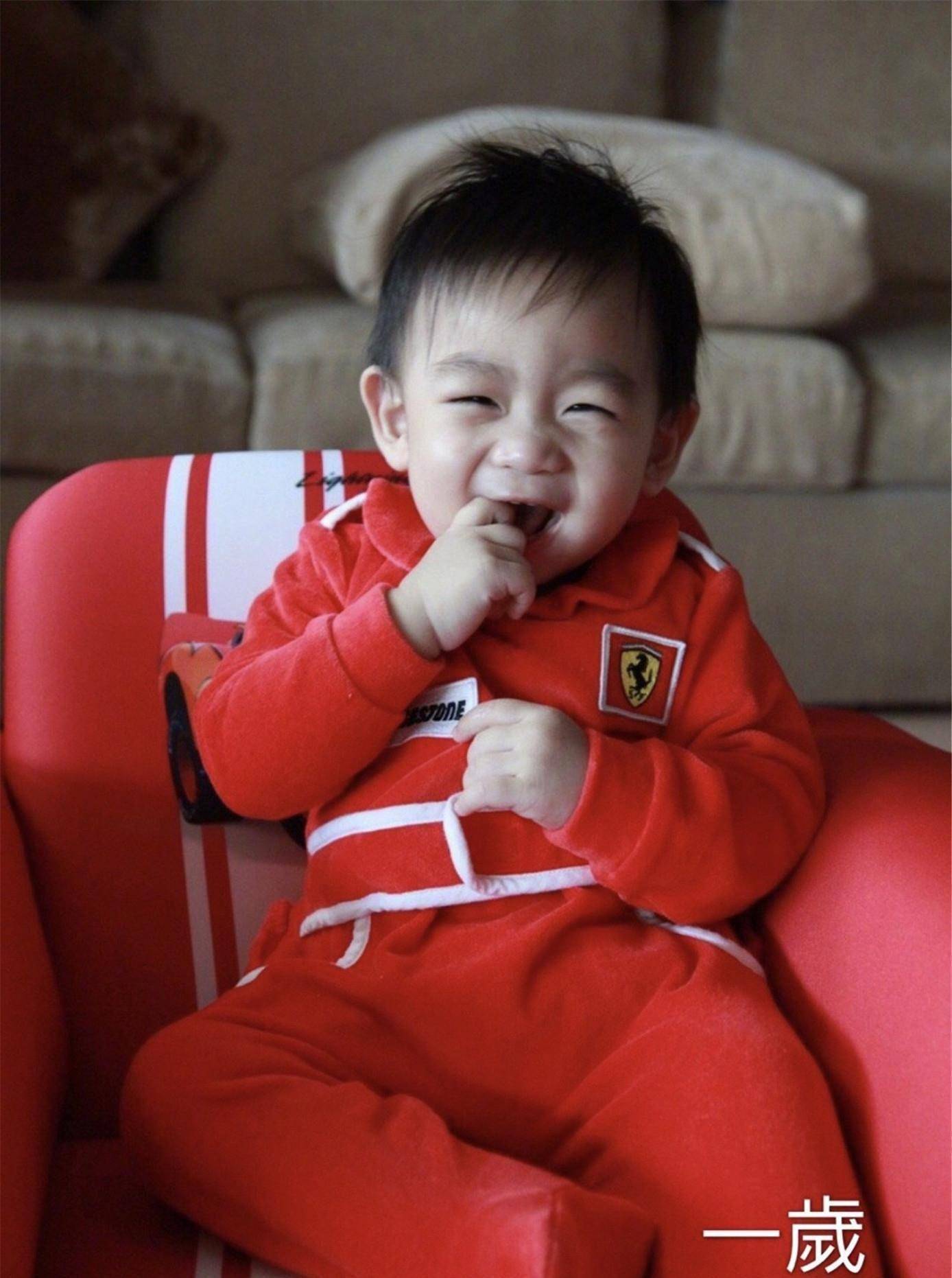 林志颖晒kimi十岁庆生照,小家伙越发帅气,一家三口合影羡煞旁人_经典