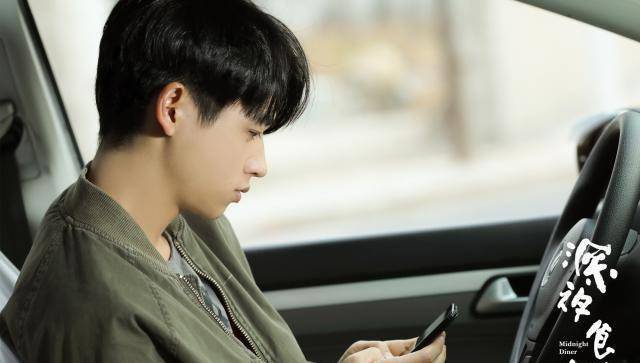 梁家辉执导《深夜食堂》电影终极预告,全明星演绎烟火气暖愈暑期_故事