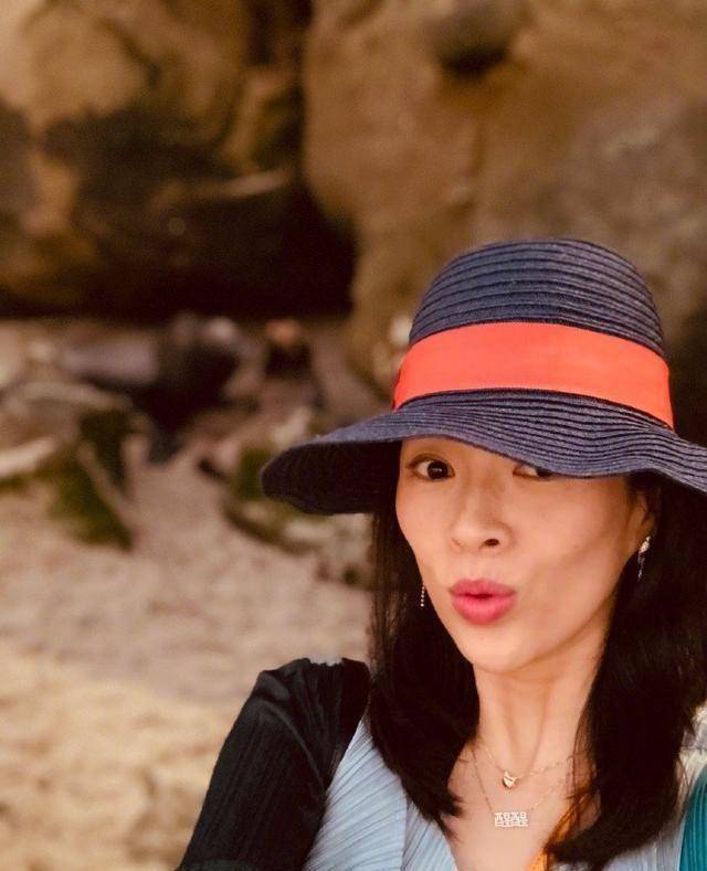 章子怡临产前仍坚持工作,自曝孕期体重网友都惊呆了_小宝宝_肚子