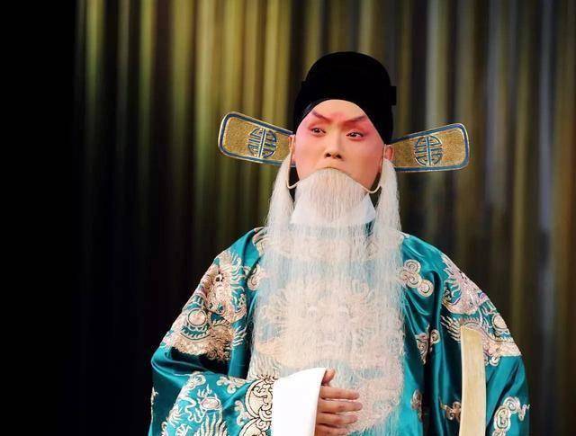 余派"一男一女"两位传人堪称余派的青年领军人物_余叔岩_凌珂_王珮瑜