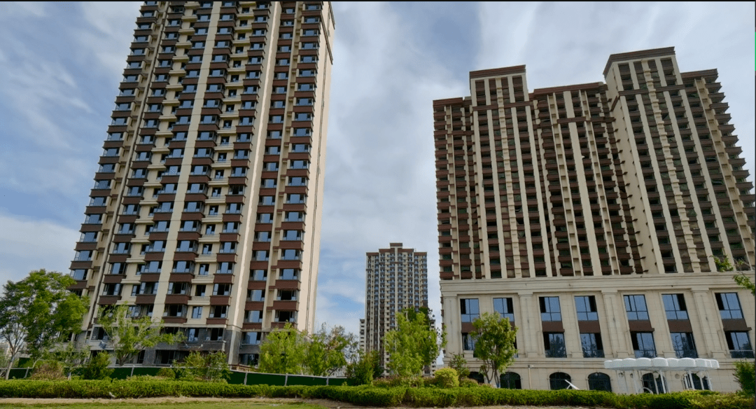 截至7月5日,泰华地产枣强丽景蓝湾,景县丽景福苑项目陆续交付,累计