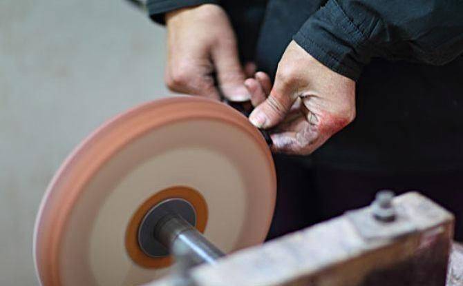 急招抛光熟练工15000(急招抛光工抛光师傅)_工作_招聘_蓝领工人