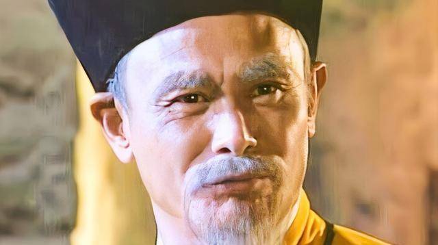 成昆有两位师父,一位是少林第一,另一位曾指点过张三丰_杨过_实力