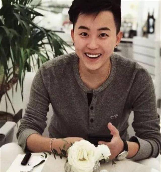 初到广州,没有学历没有文凭的叶海洋,在一家餐馆当勤杂工,活多且杂