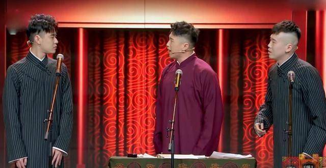 《欢乐喜剧人》黑马选手小沈龙,为何在张云雷面前却不堪一击?_作品_第