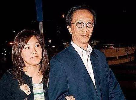 "tvb视后"陈慧珊:与老公相爱13年却分开,转身恋上梁锦松_角色_皇庭_一