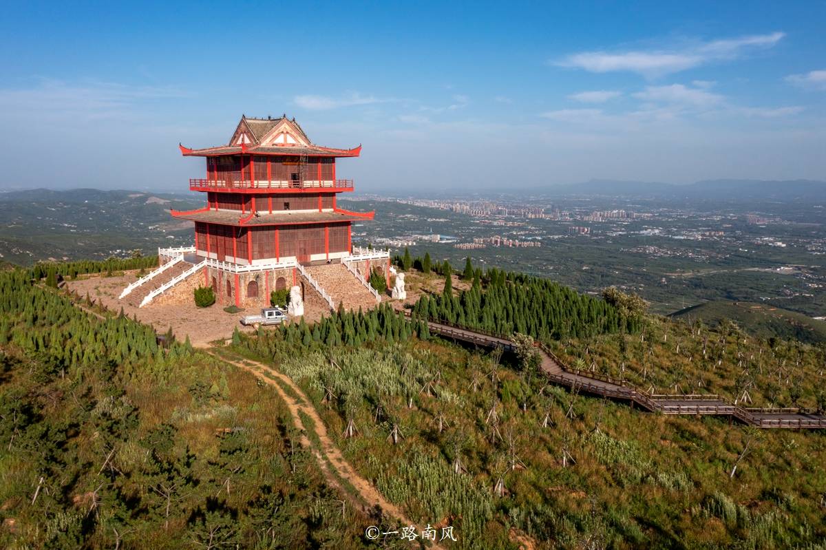 新密伏羲山云上牧场图片