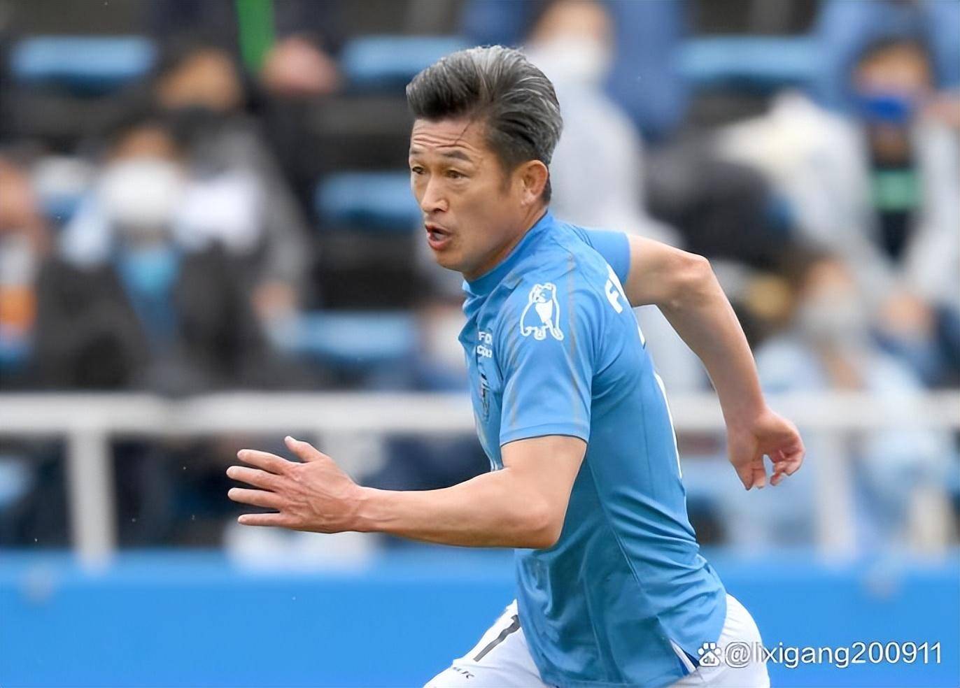 日本5位亚洲足球先生:一人两获殊荣,一人56岁还在俱乐部踢球_联赛