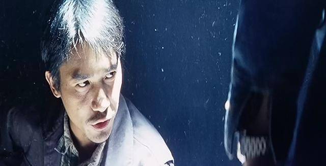 这位香港"冷"导演,仅用4部影片奠定传奇,其中一部很"突然"_游达志