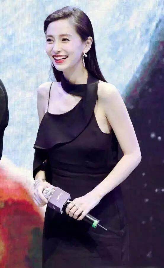 angelababy产后复出,生完孩子脸蛋身材大变样,不美了!_感觉_杨颖_女人