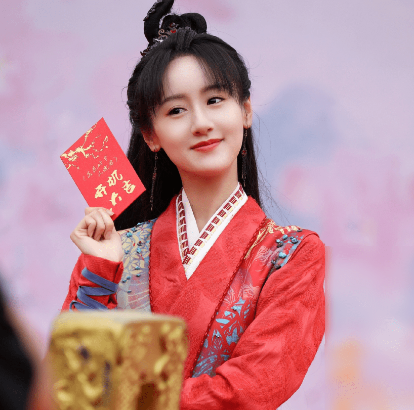 芒果台又一新剧来袭,开机现场阵容强大,又是热播剧没跑了_袁冰妍_琉璃