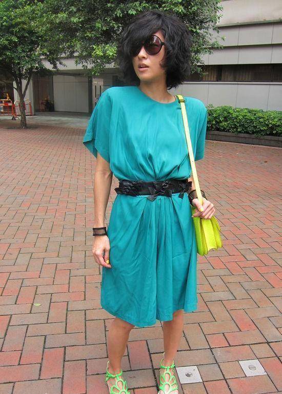 陈奕迅老婆玩冲浪!