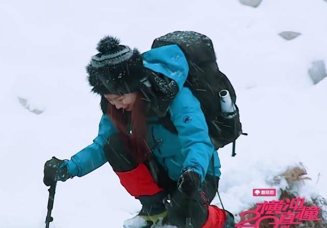 雪林冒险吴宣仪作用关键,孟美岐勇过独木桥,但更勇敢却是她!