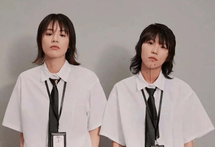 原创            王菲爱女被周迅扇耳光，声音脆响连扇7次，陈建斌夸她：天生演员-周迅王菲用歌打招呼