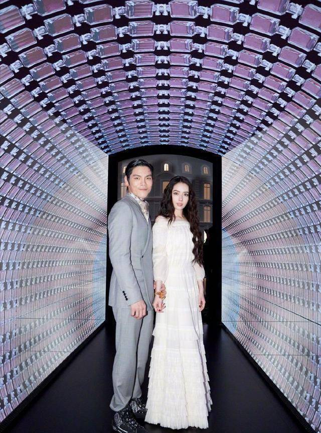 向左郭碧婷在节目上互爆前任_初恋_陈柏霖_向佐