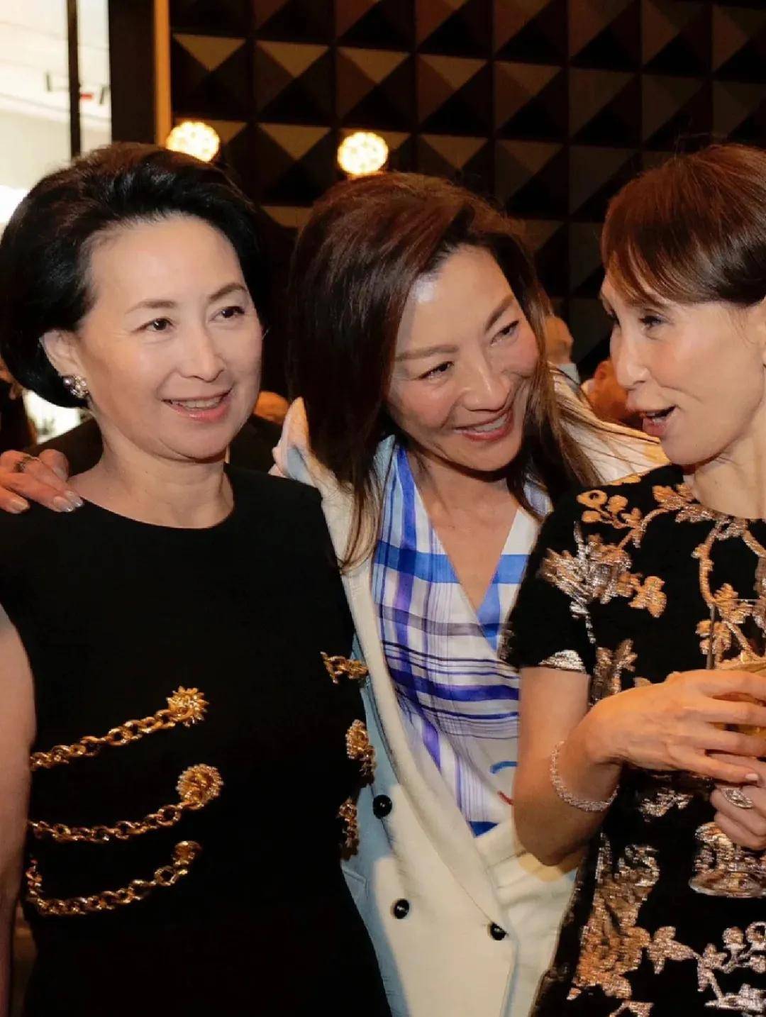 欣不屑嫁霍启山原因:男方年纪大,选择广,家族联姻难幸福_豪门_何超琼