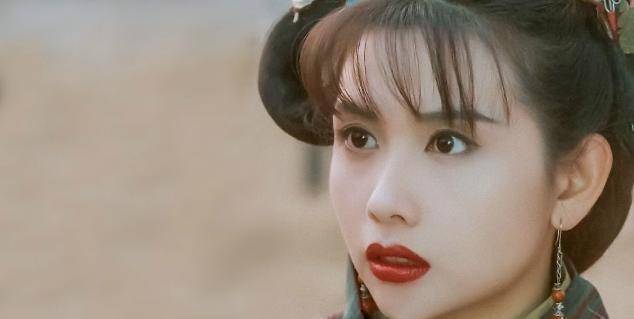 要知道当年的电影版虽然剧情魔改,但是主演李连杰,张敏,黎姿和邱淑贞