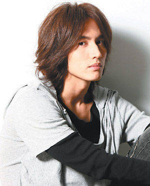 言承旭近照眼窝凹陷显疲态,43岁仍单身,搭档大s却被曝要分手_林志玲