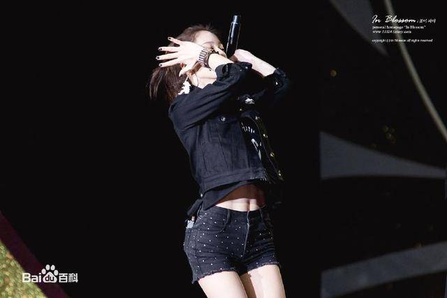 感觉得出郑秀晶和刘逸云,朴善怜等等都还在为小破团而坚守,f(x)本具有